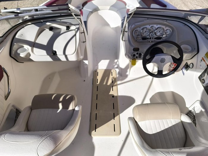 2006 Glastron SX 195