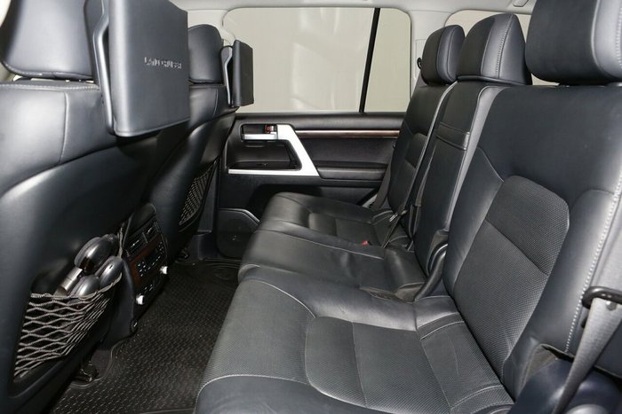 2020 Toyota Landcruiser Sahara