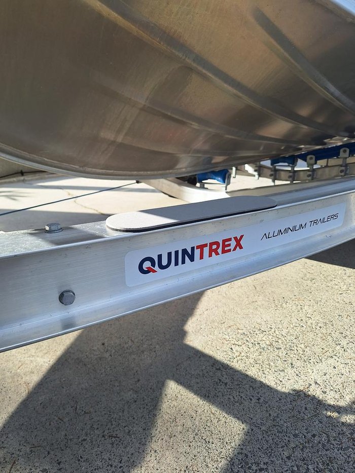 2023 QUINTREX 430 Fishabout Pro