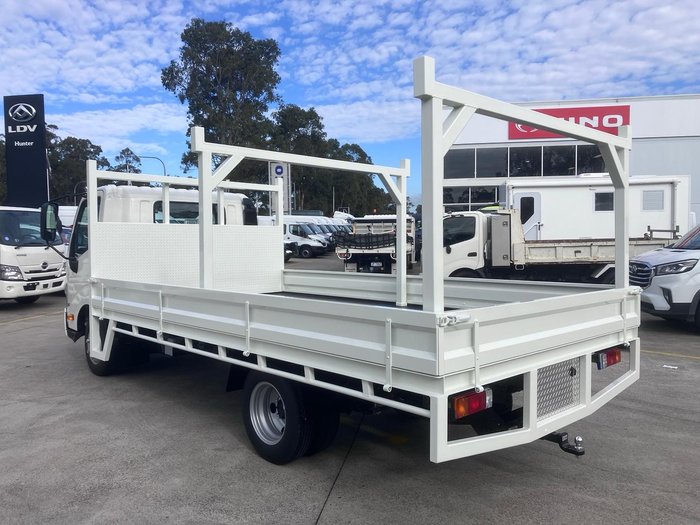2025 Hino 300 Series 616 WHITE