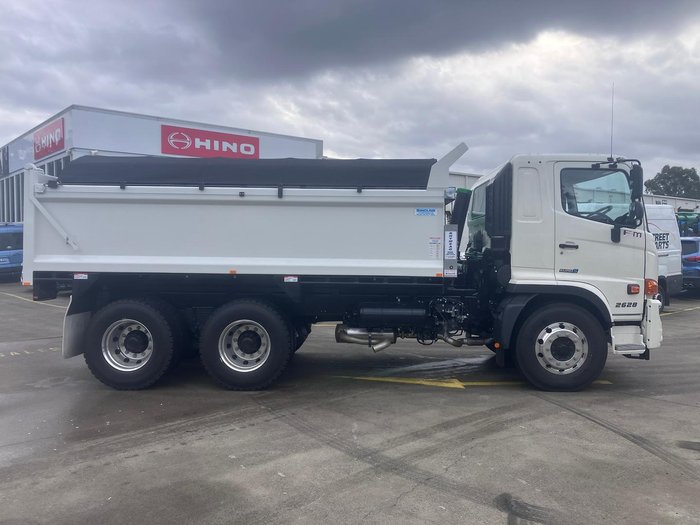 2024 Hino 500 Series FM2628 Auto White