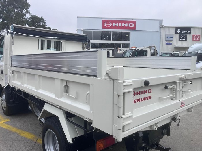 2024 Hino 300 Series 617 Tipper White