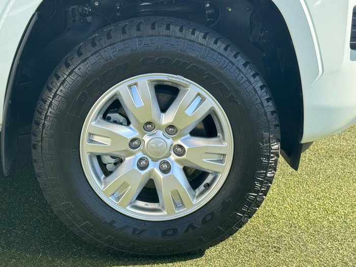 2025 Mitsubishi Triton GLX+