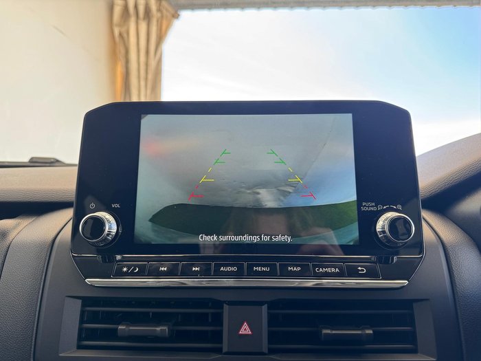 2025 Mitsubishi Triton GLX+