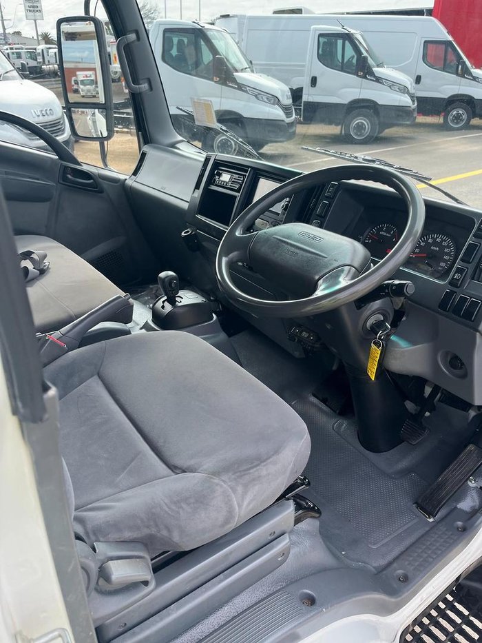 2012 Isuzu Npr300