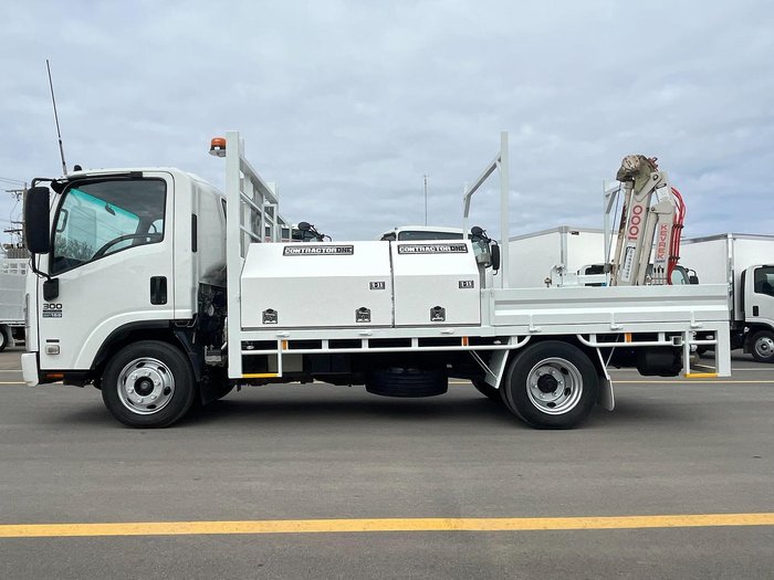 2012 Isuzu Npr300