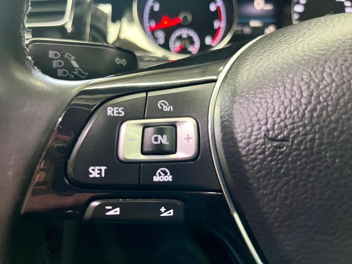2017 Volkswagen Golf 110TSI Highline 7.5 MY18 Pure White