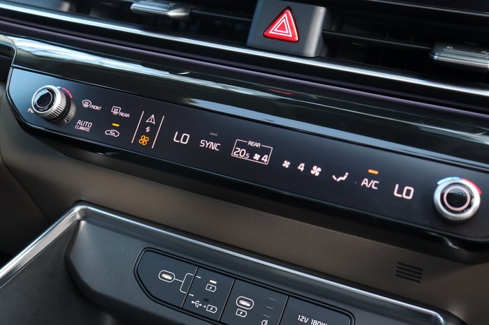 2025 Kia Carnival GT-Line