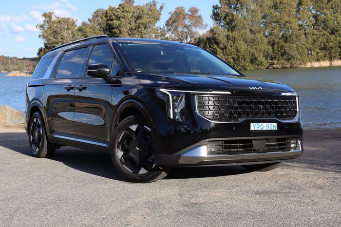 2025 Kia Carnival