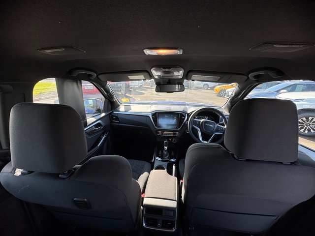 2024 ISUZU D-MAX