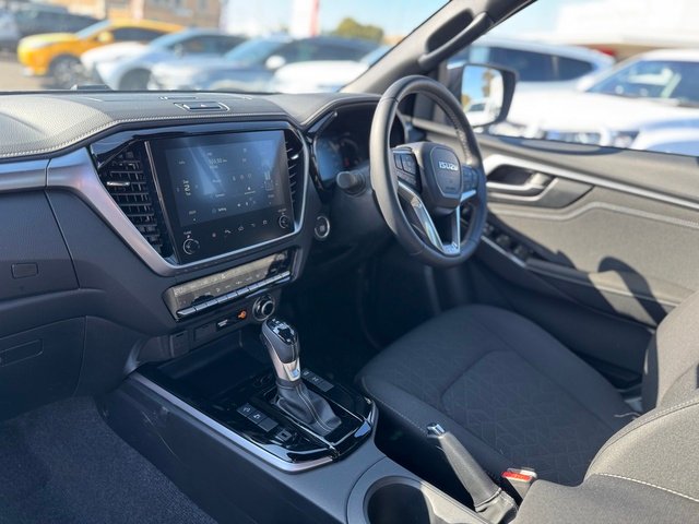2024 ISUZU D-MAX