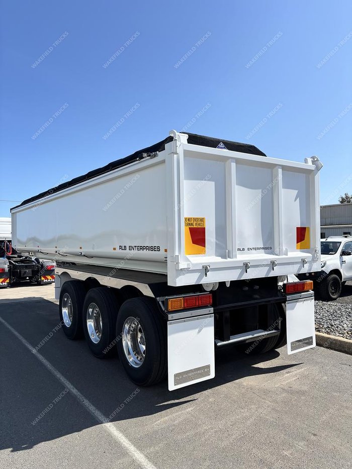 0 RLB Enterprises By Sonnex 28 Foot Civil Spec White