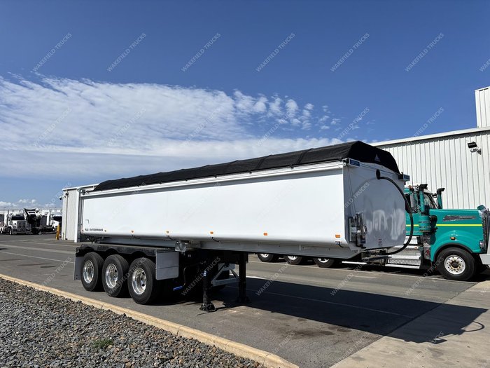 0 RLB Enterprises By Sonnex 28 Foot Civil Spec White