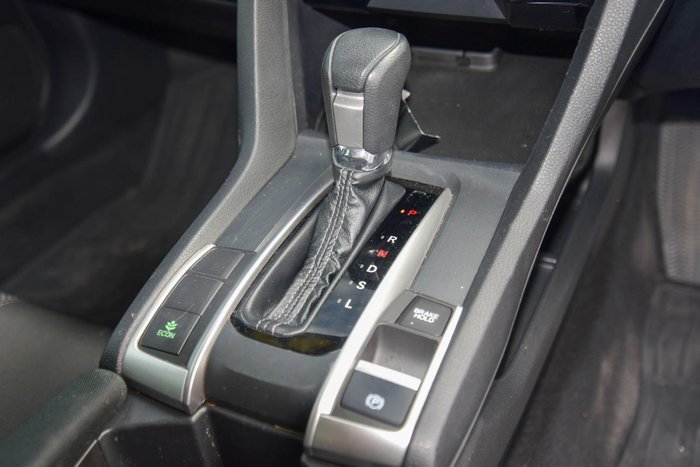 2019 Honda Civic VTi-L