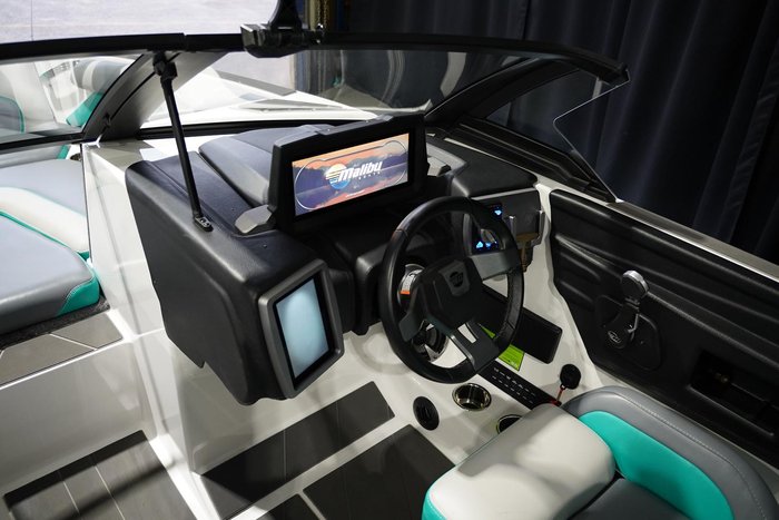 2021 Malibu Wakesetter 21 VLX
