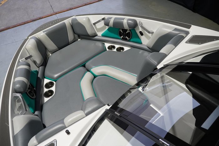 2021 Malibu Wakesetter 21 VLX