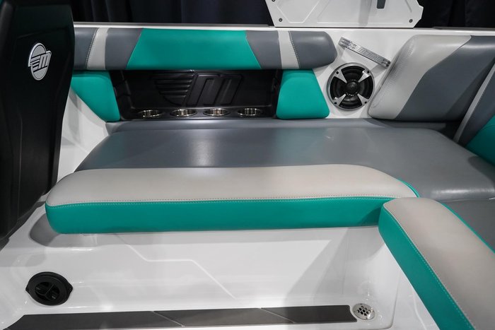2021 Malibu Wakesetter 21 VLX