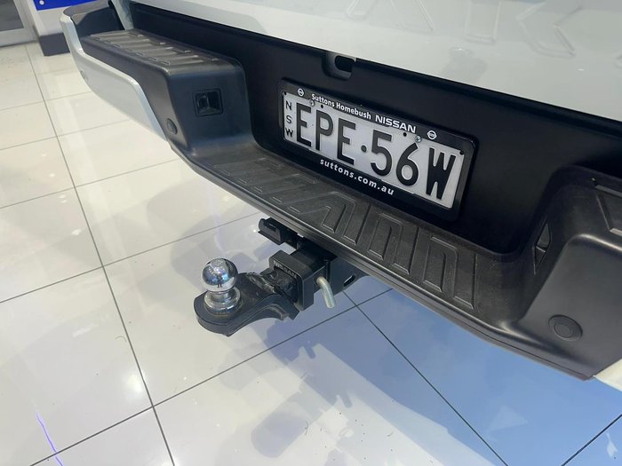 2021 Nissan Navara SL