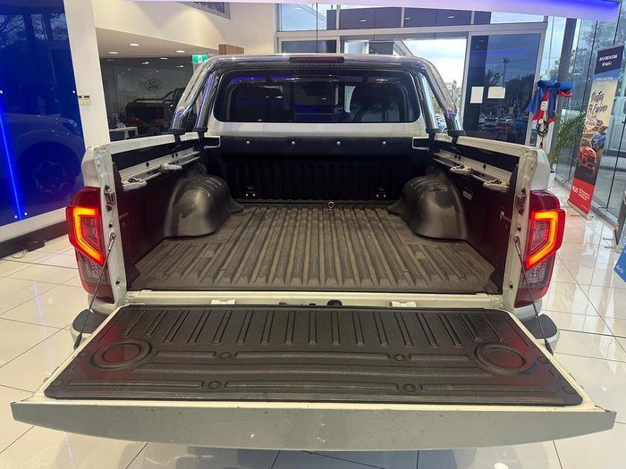 2021 Nissan Navara SL