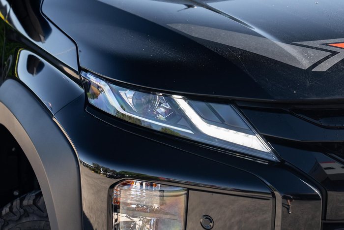 2023 Mitsubishi Triton Xtreme MR MY23 4X4 Dual Range Black Mica