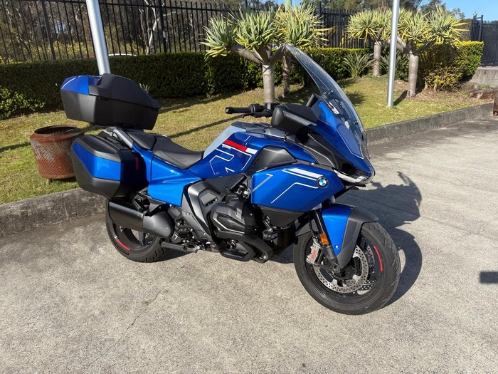 2025 BMW R 1300 RT Impulse R 1300 Blue