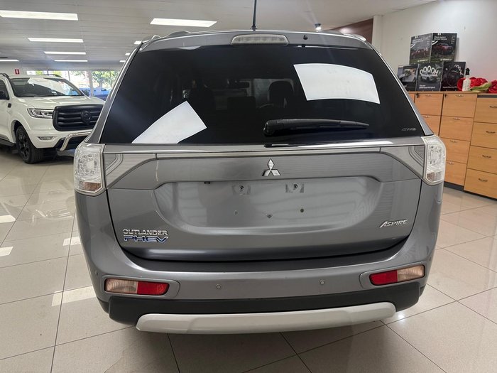 2014 Mitsubishi Outlander PHEV Aspire ZJ MY14.5 AWD Titanium