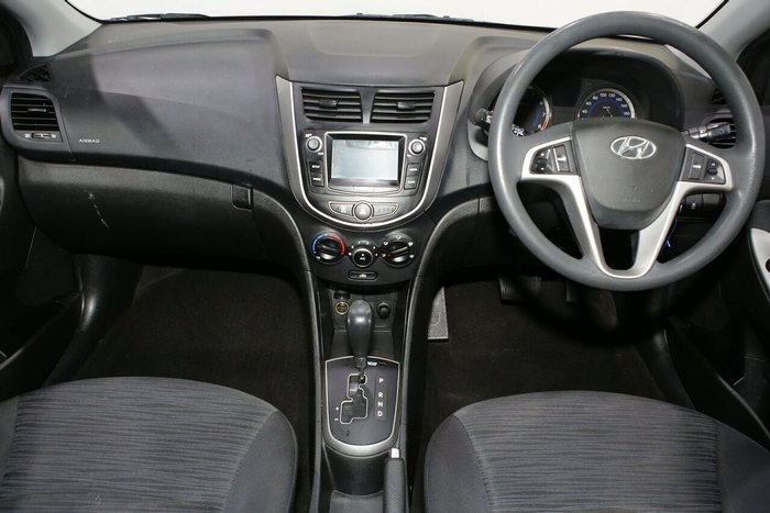 2016 Hyundai Accent Active