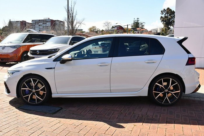 2024 Volkswagen Golf