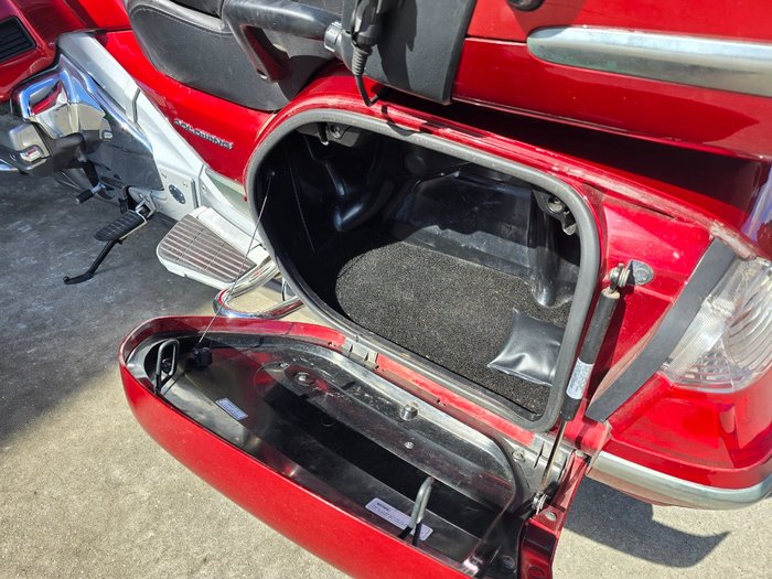 2008 Honda GL1800 (GL1800A) GOLDWING Red