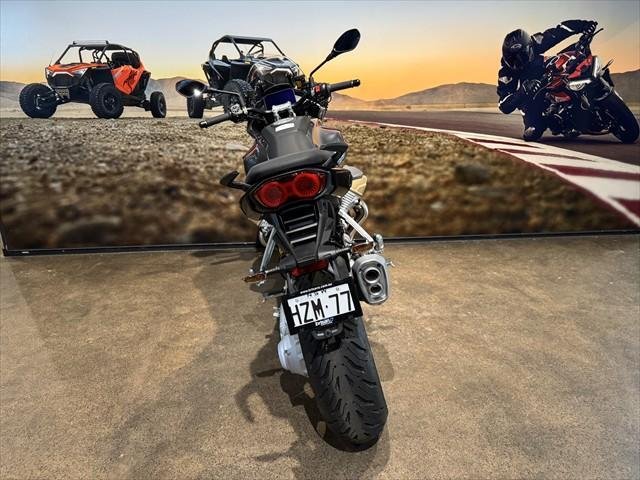 2024 Moto Guzzi V100 Mandello S