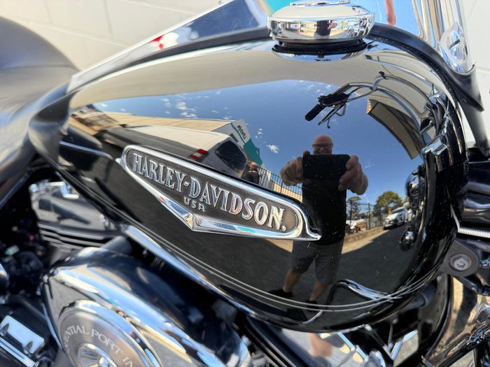 2006 Harley-Davidson Road King Classic 1450 (FLHRCI) Touring Black