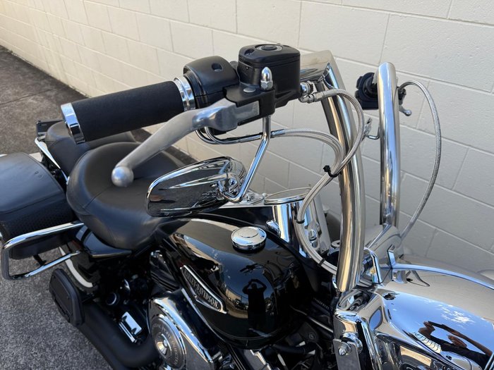 2006 Harley-Davidson Road King Classic 1450 (FLHRCI) Touring Black