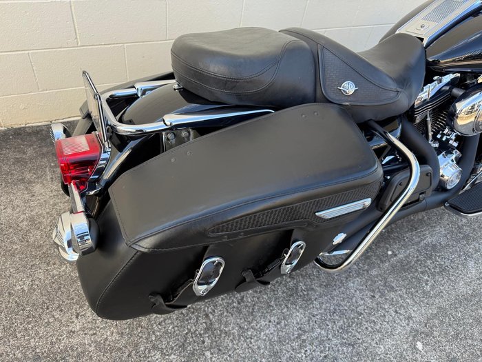 2006 Harley-Davidson Road King Classic 1450 (FLHRCI) Touring Black