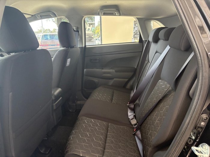 2024 Mitsubishi ASX ES