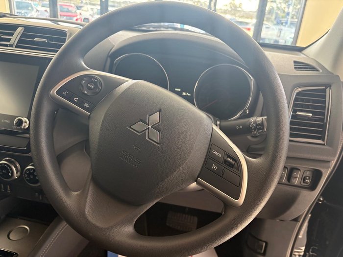 2024 Mitsubishi ASX ES