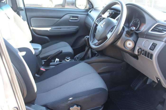 2016 Mitsubishi Triton GLX+