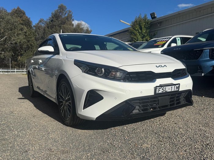 2023 Kia Cerato Sport+ BD MY23 Clear White