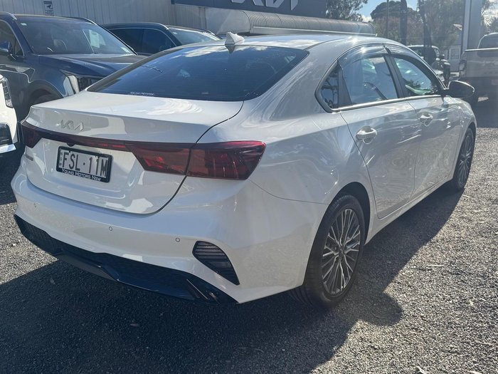 2023 Kia Cerato Sport+ BD MY23 Clear White