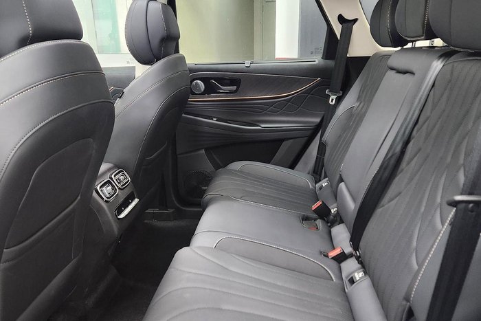 2025 Jaecoo J8 Track