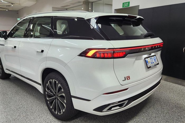 2025 Jaecoo J8 Track