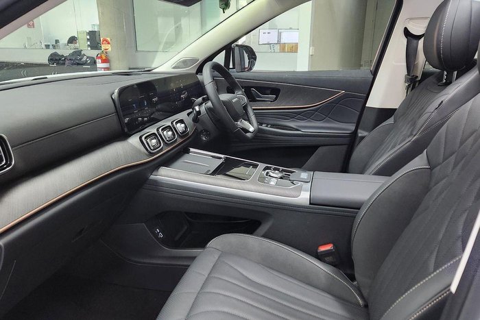 2025 Jaecoo J8 Track