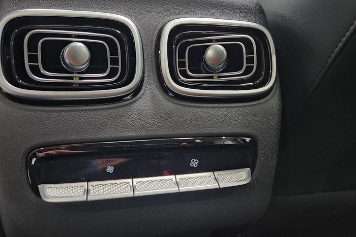 2025 Jaecoo J8 Track