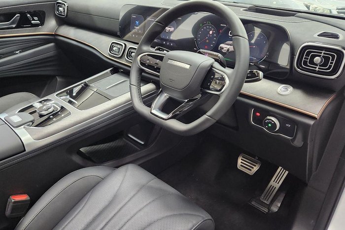 2025 Jaecoo J8 Track