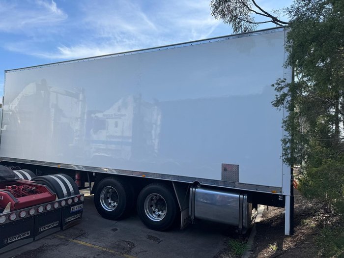 2022 Mitsubishi Shogun shogun 400