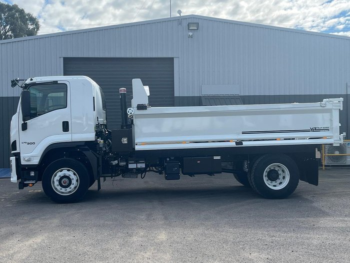 2025 Isuzu F Series FVR 170-300 AT R47