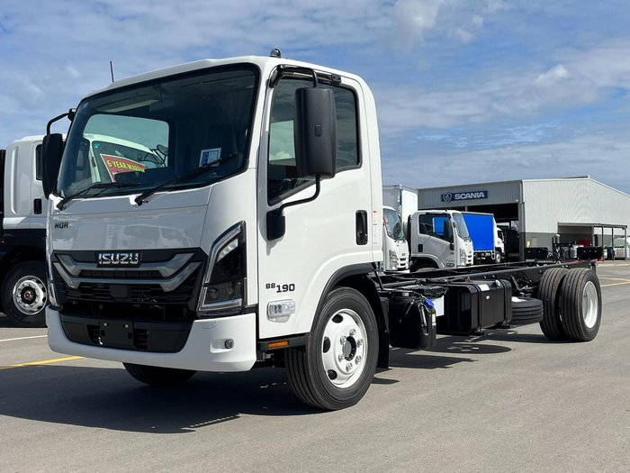 2025 Isuzu Nqr 88-190