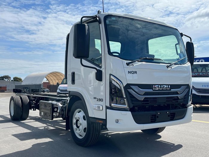 2025 Isuzu Nqr 88-190