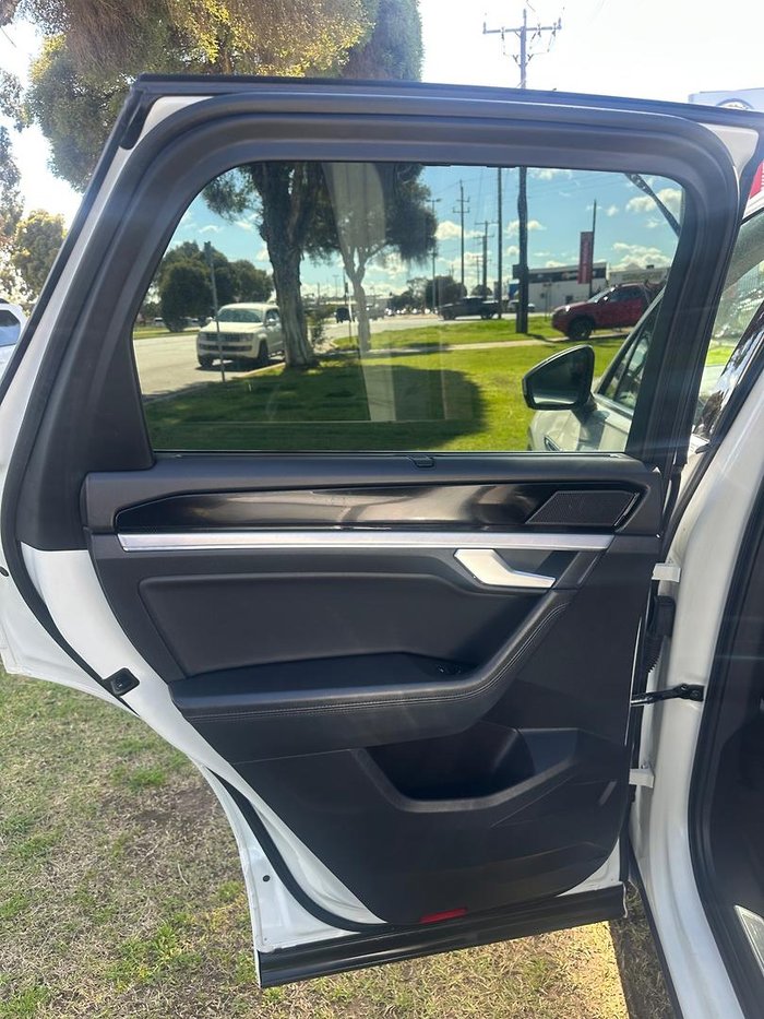 2019 Volkswagen Touareg 190TDI Launch Edition