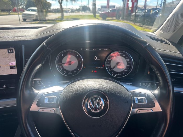 2019 Volkswagen Touareg 190TDI Launch Edition