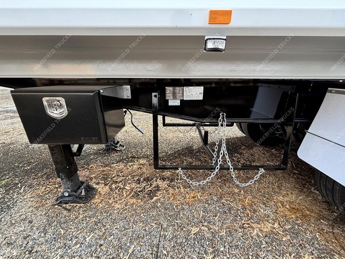 2025 RLB Enterprises By Sonnex 33 Foot Grain White